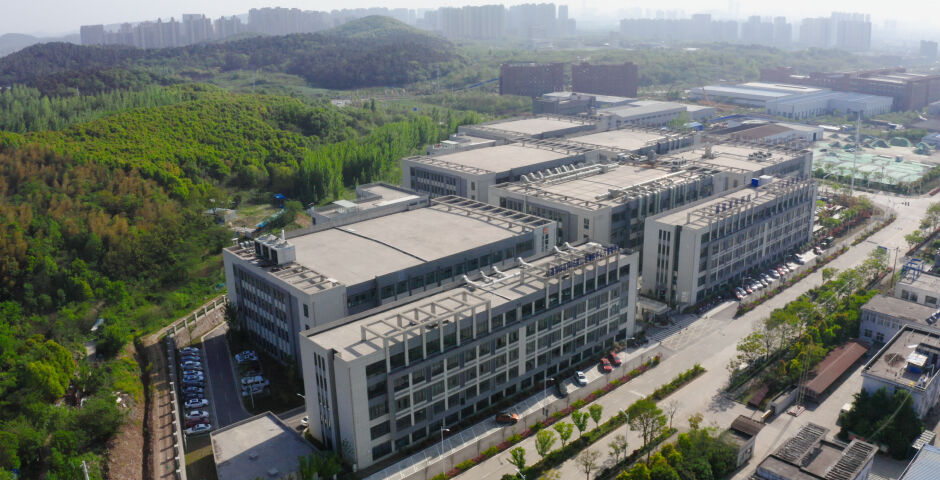 亚洲精品久久午夜无码一区二区