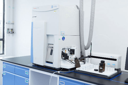 亚洲精品久久午夜无码一区二区